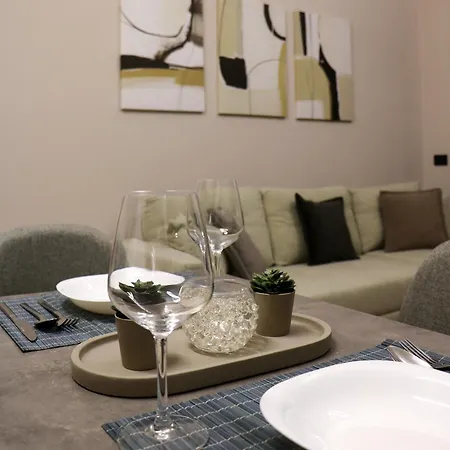 Urban Oasis Apartment *